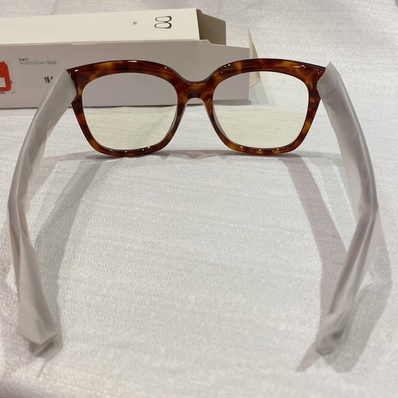 Diff Blue Light Glasses Mia With Tortoise Frame - Picture 2 of 3